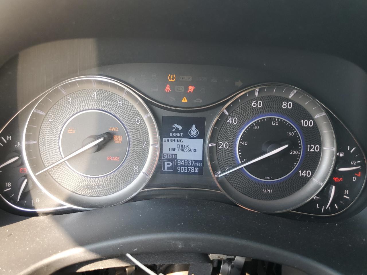 2014 INFINITI QX80
