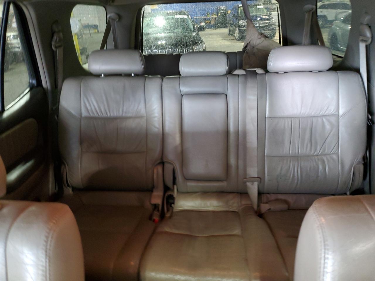 2006 TOYOTA Sequoia