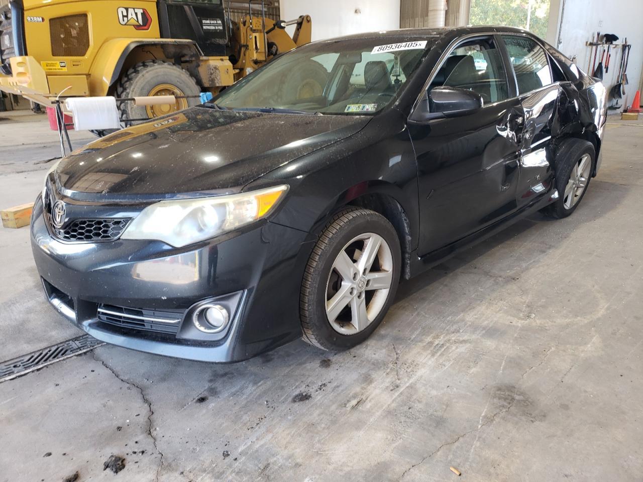 2014 TOYOTA CAMRY