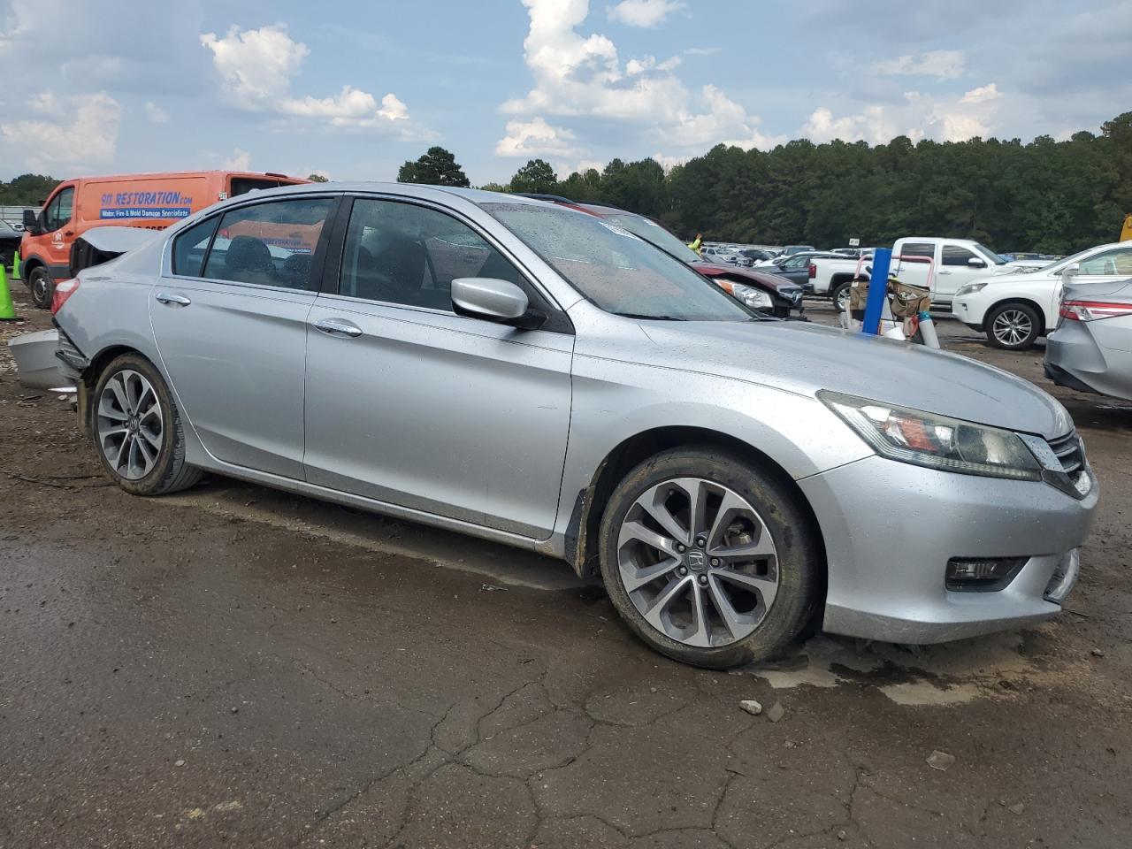 2015 HONDA ACCORD