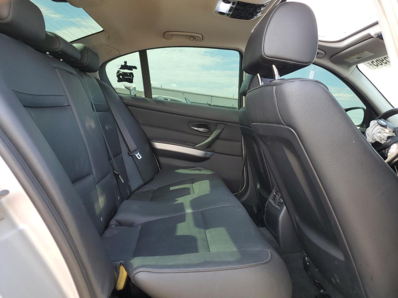 2011 BMW 3 SERIES