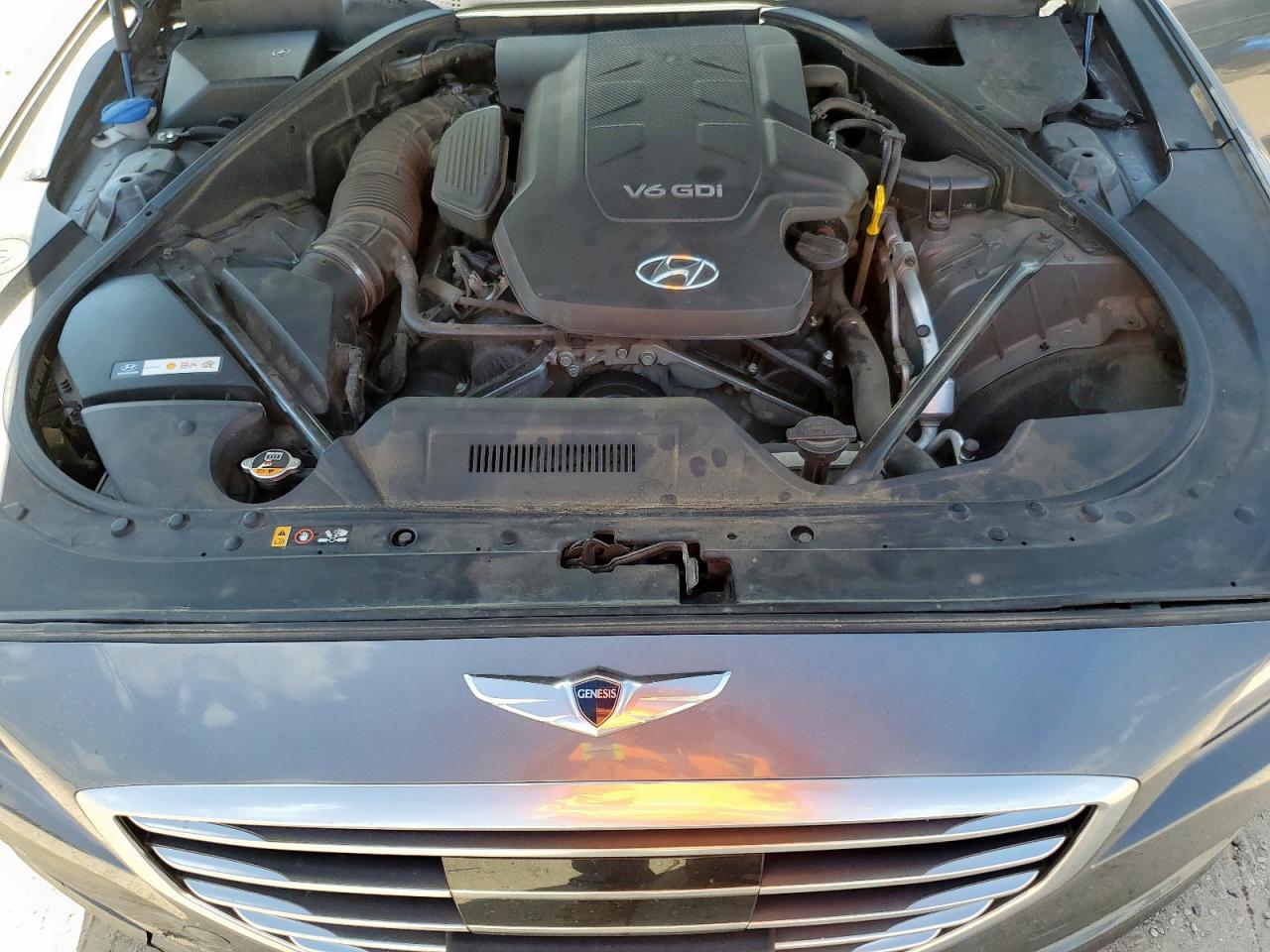 2015 HYUNDAI GENESIS