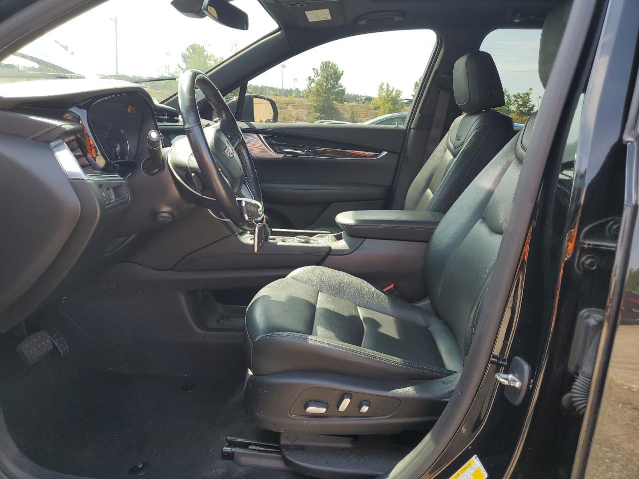 2020 CADILLAC XT6