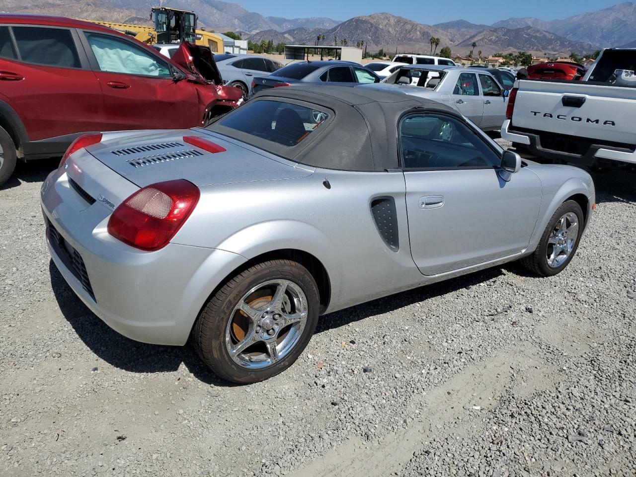 2001 TOYOTA Mr2
