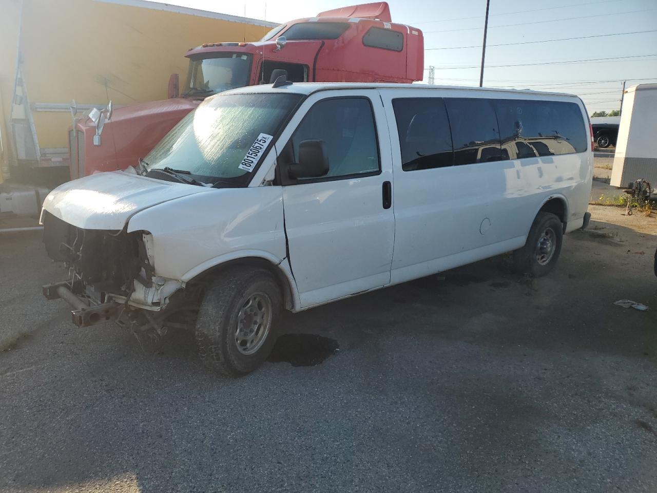 2017 CHEVROLET Express 3500