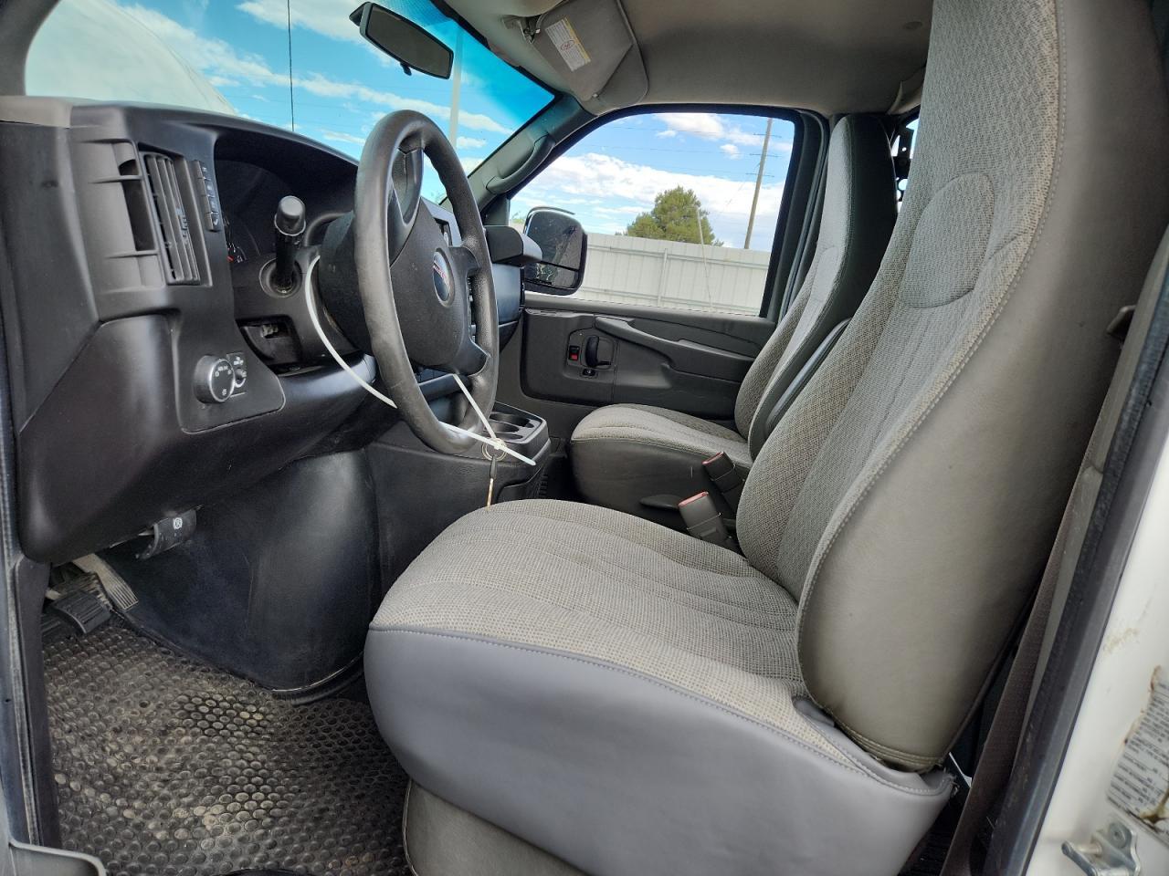 2012 GMC Savana