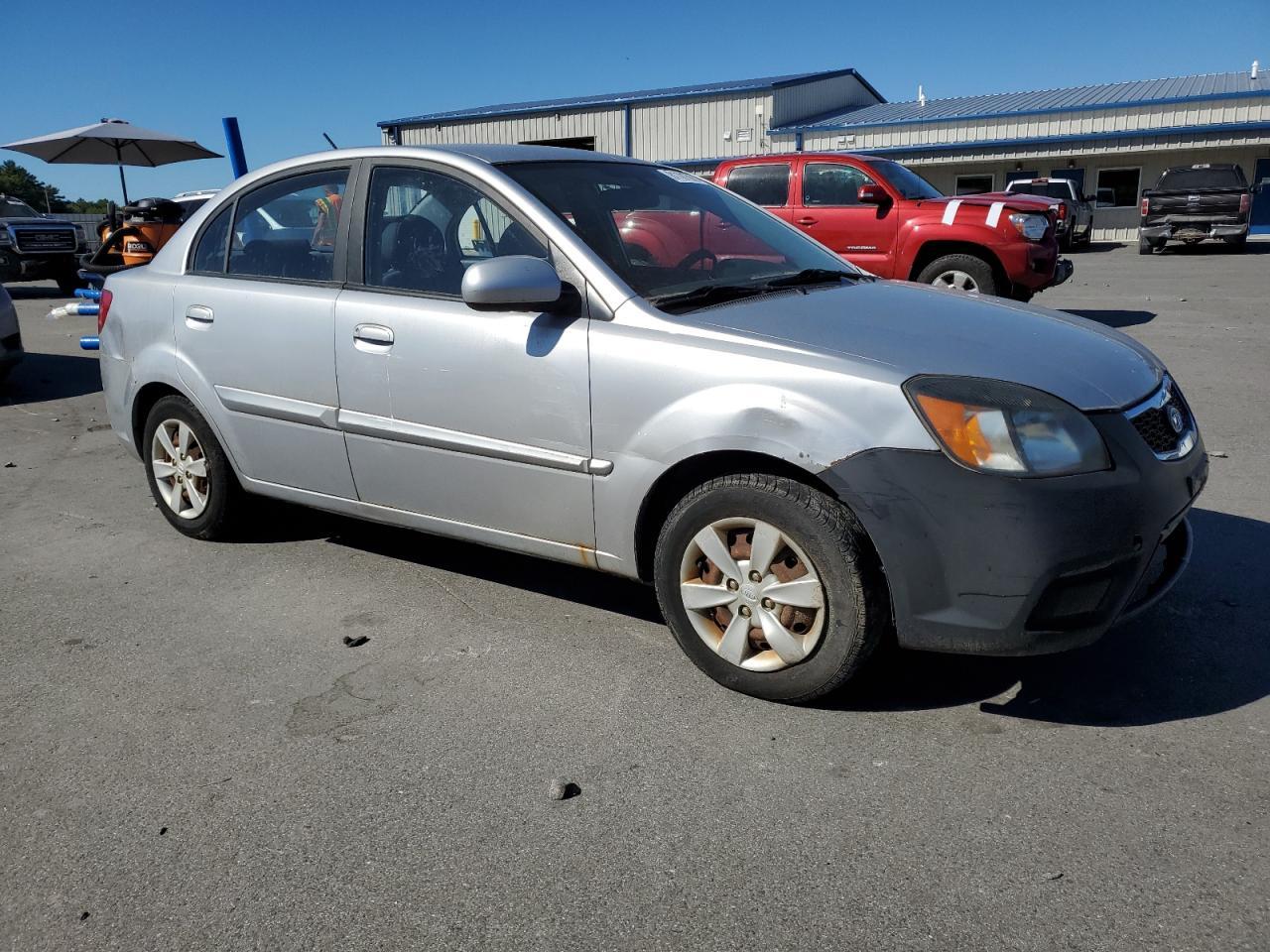 2010 KIA RIO
