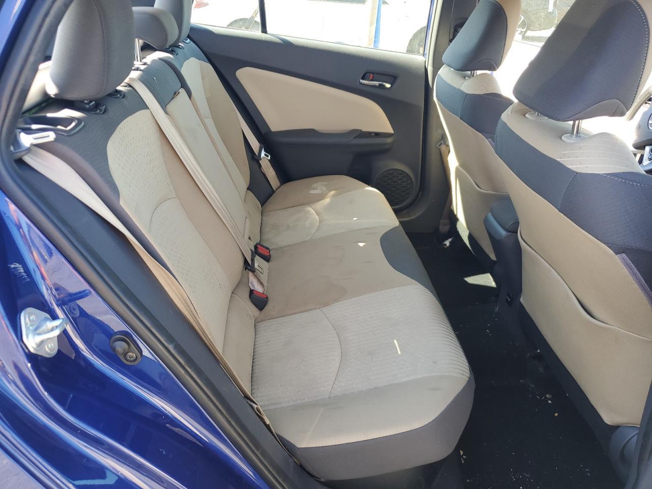 2017 TOYOTA PRIUS