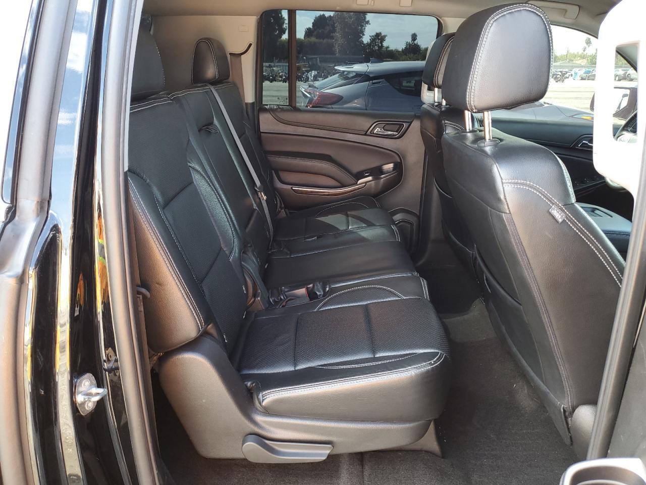 2018 CHEVROLET Suburban