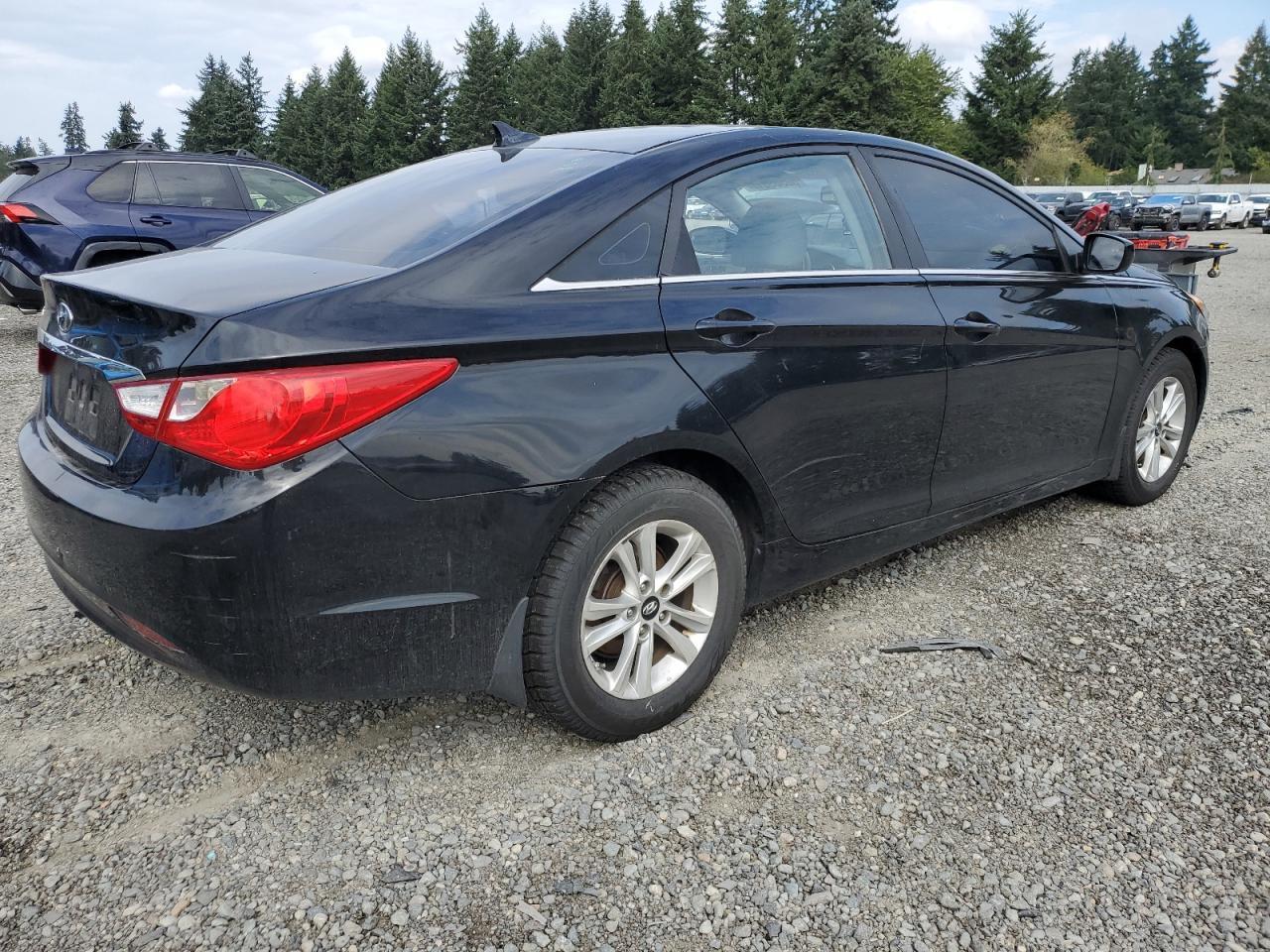 2011 HYUNDAI SONATA