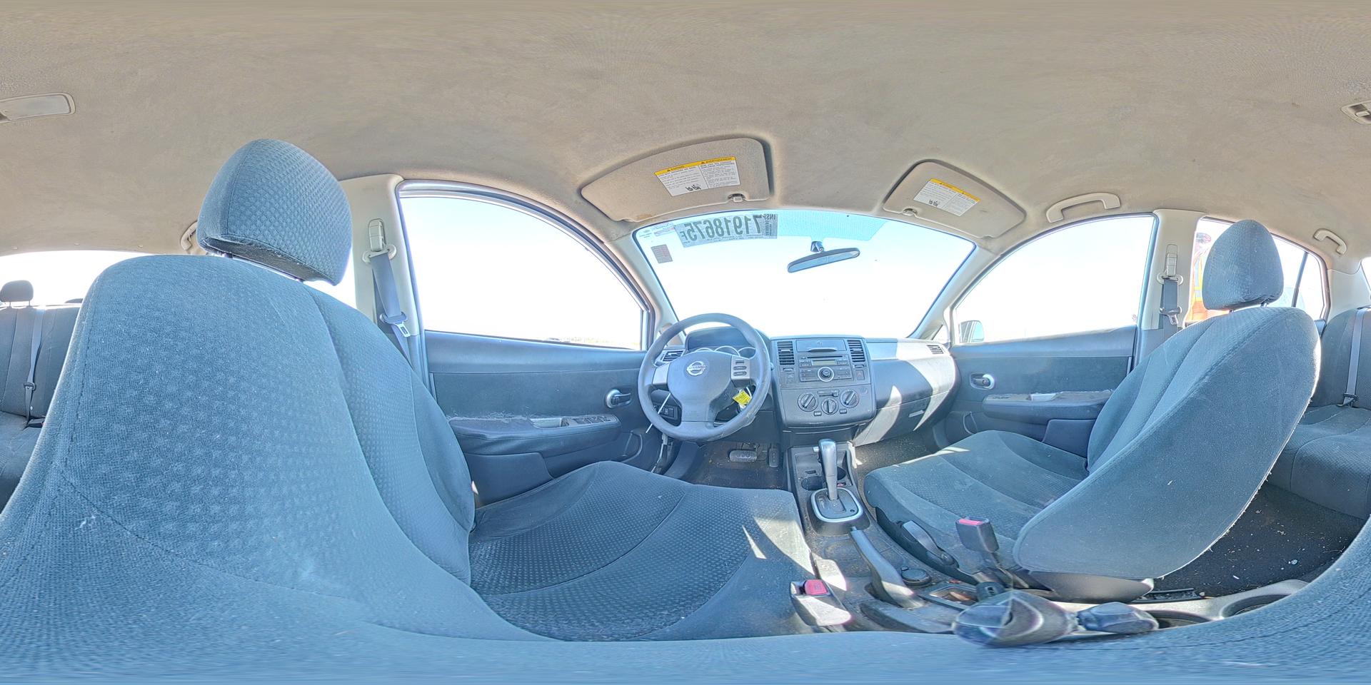 2010 NISSAN VERSA