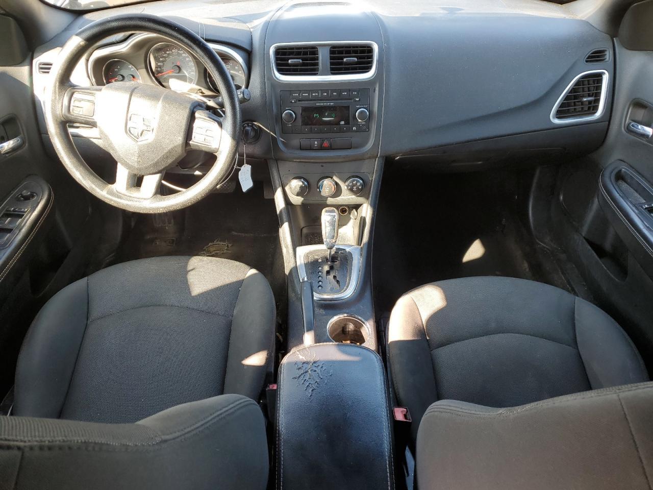2014 DODGE Avenger