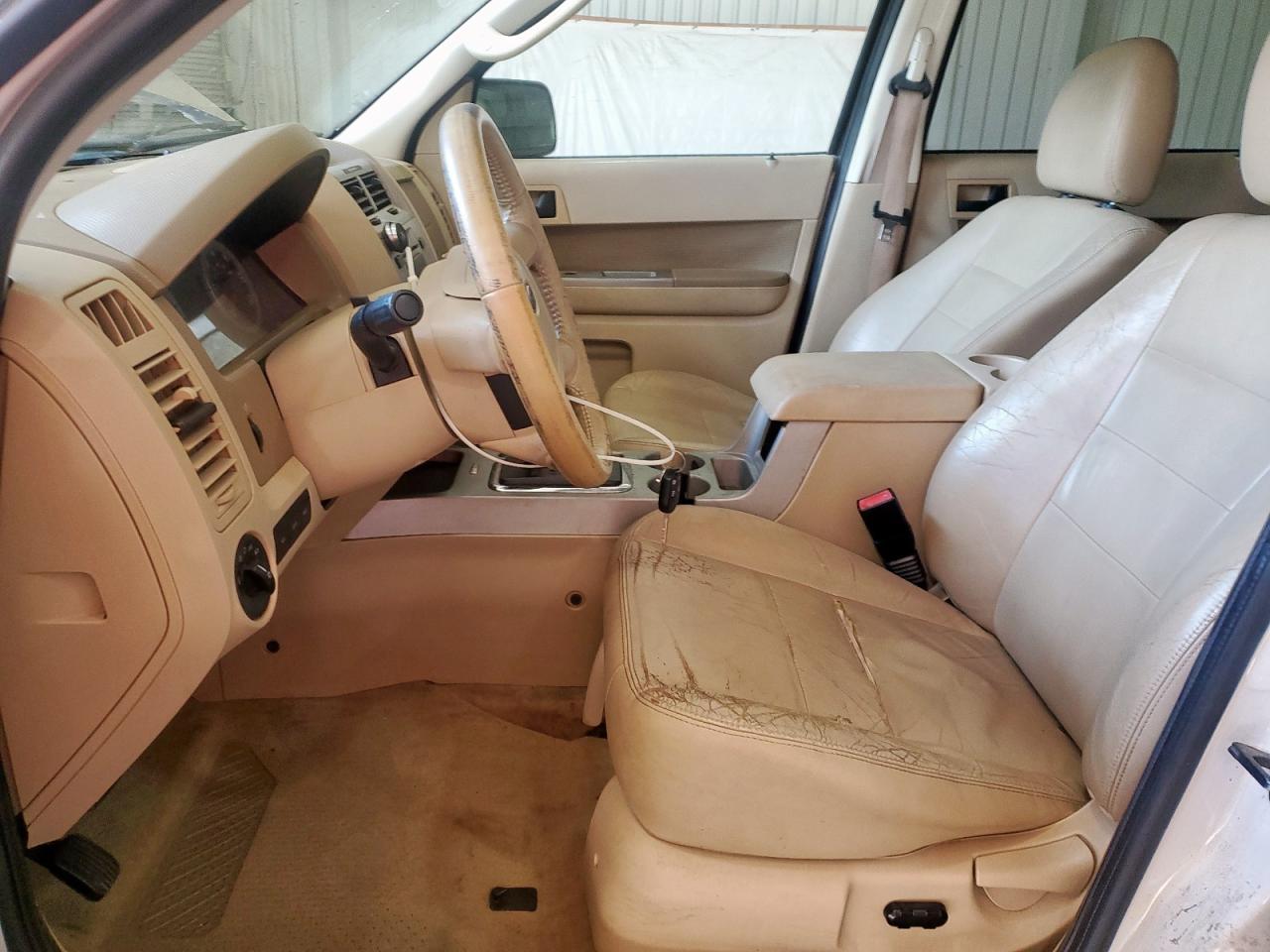 2009 FORD ESCAPE