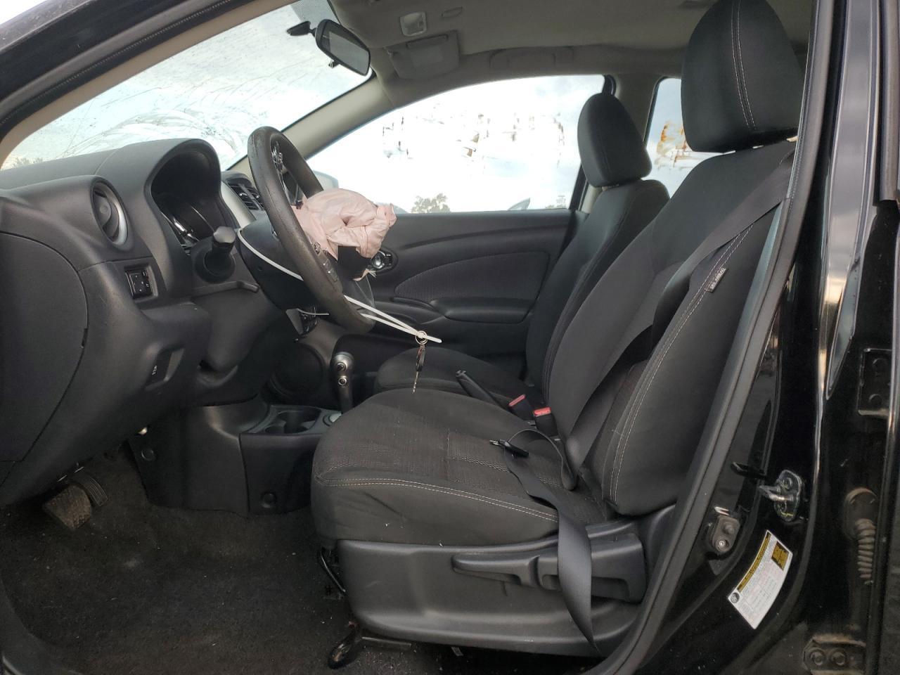 2016 NISSAN VERSA