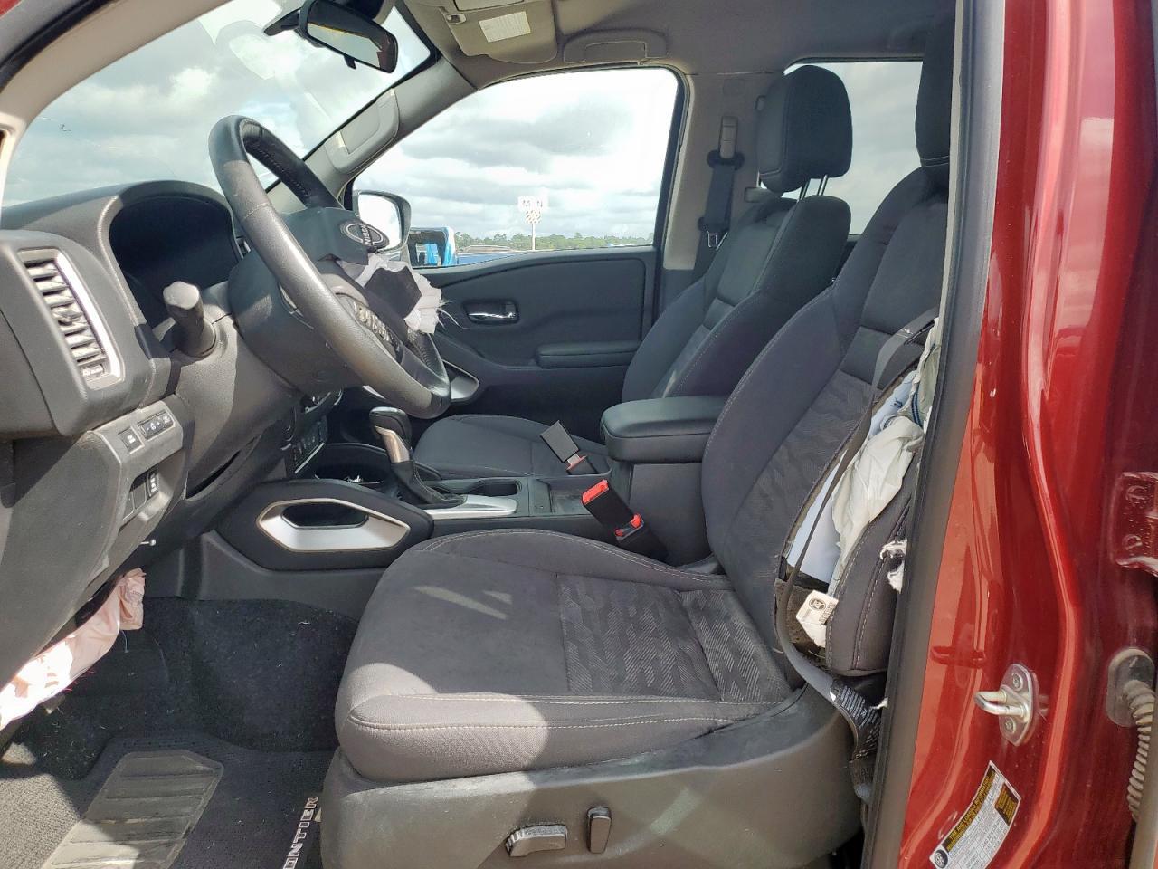 2024 NISSAN Frontier