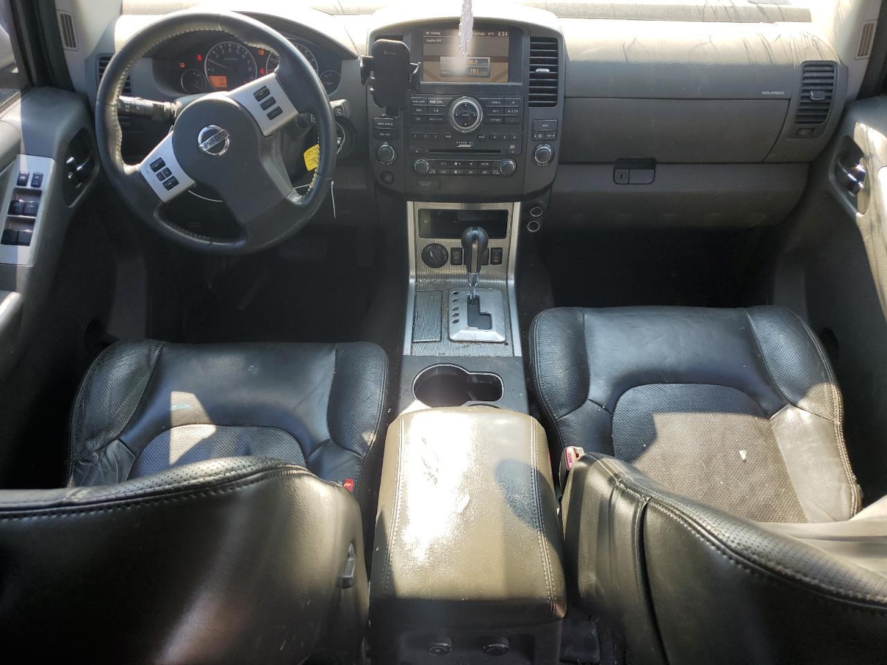 2011 NISSAN PATHFINDER