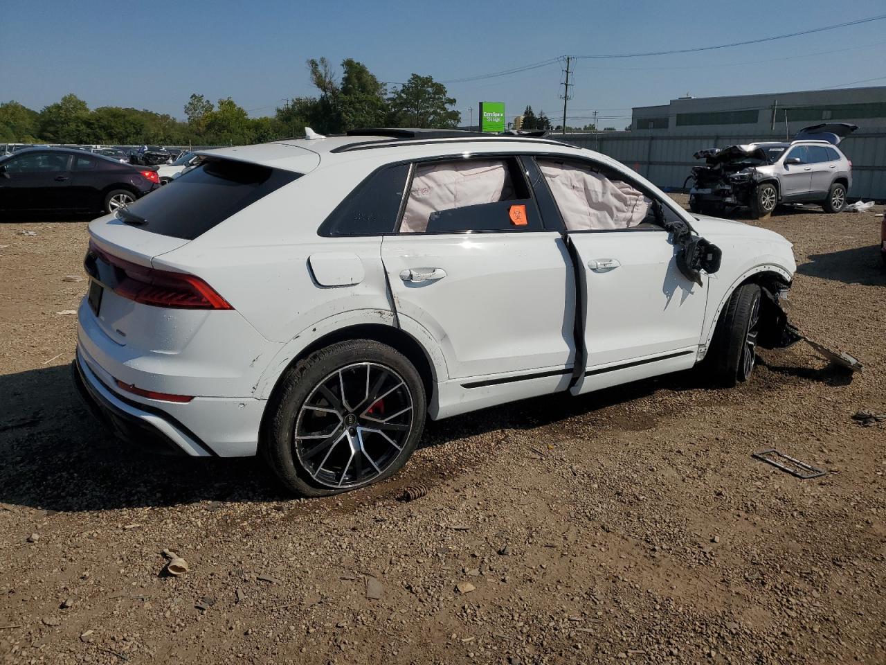 2022 AUDI Q8
