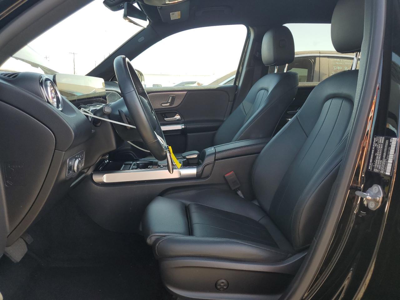 2021 MERCEDES-BENZ GLB-Class