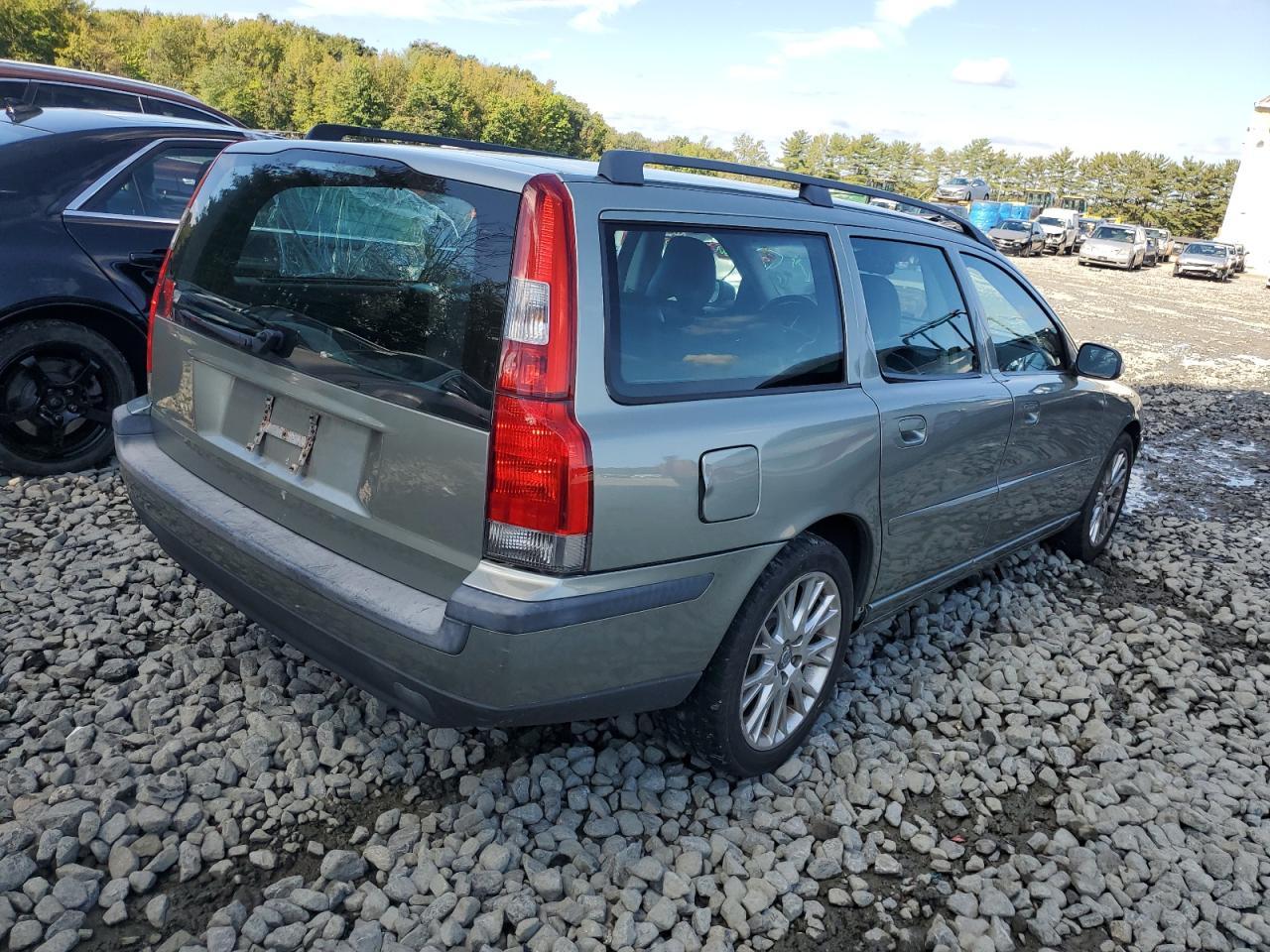 2007 VOLVO V70