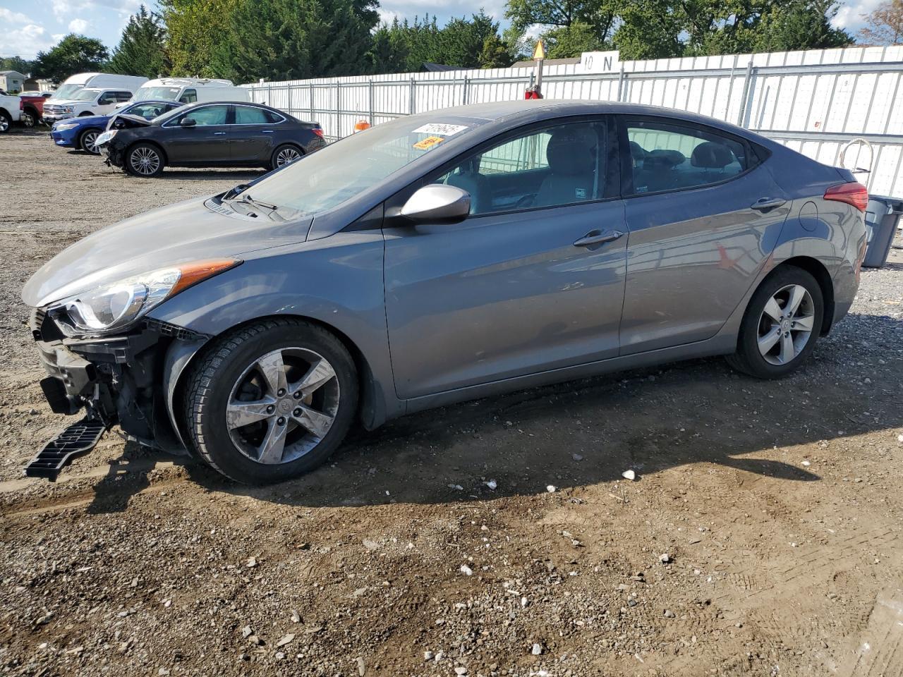 2013 HYUNDAI ELANTRA