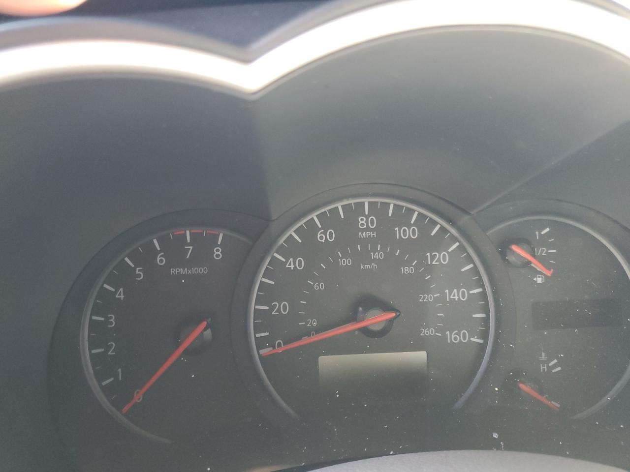 2016 NISSAN Quest