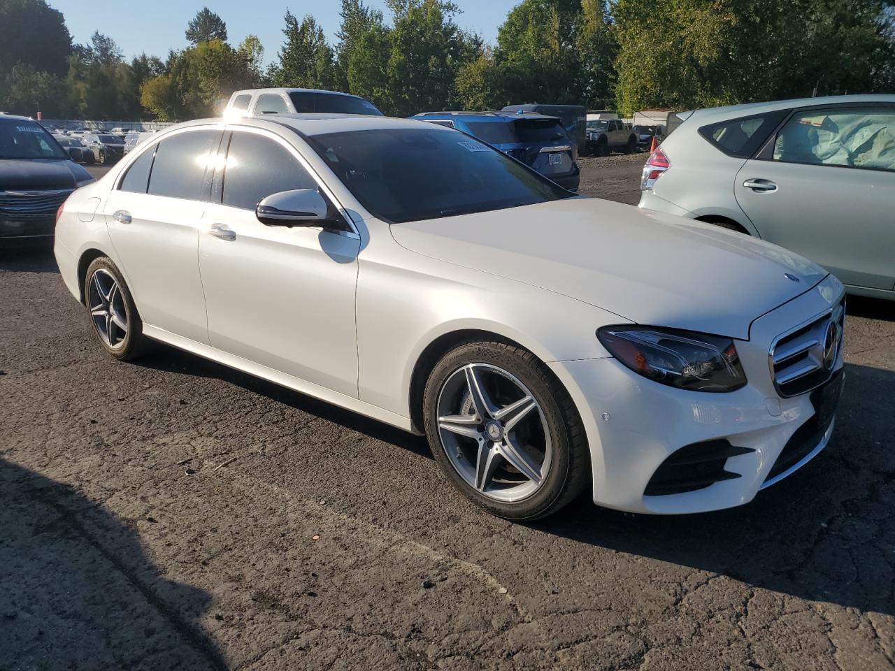 2017 MERCEDES-BENZ E-Class