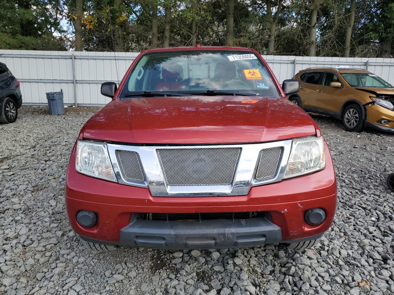 2017 NISSAN Frontier