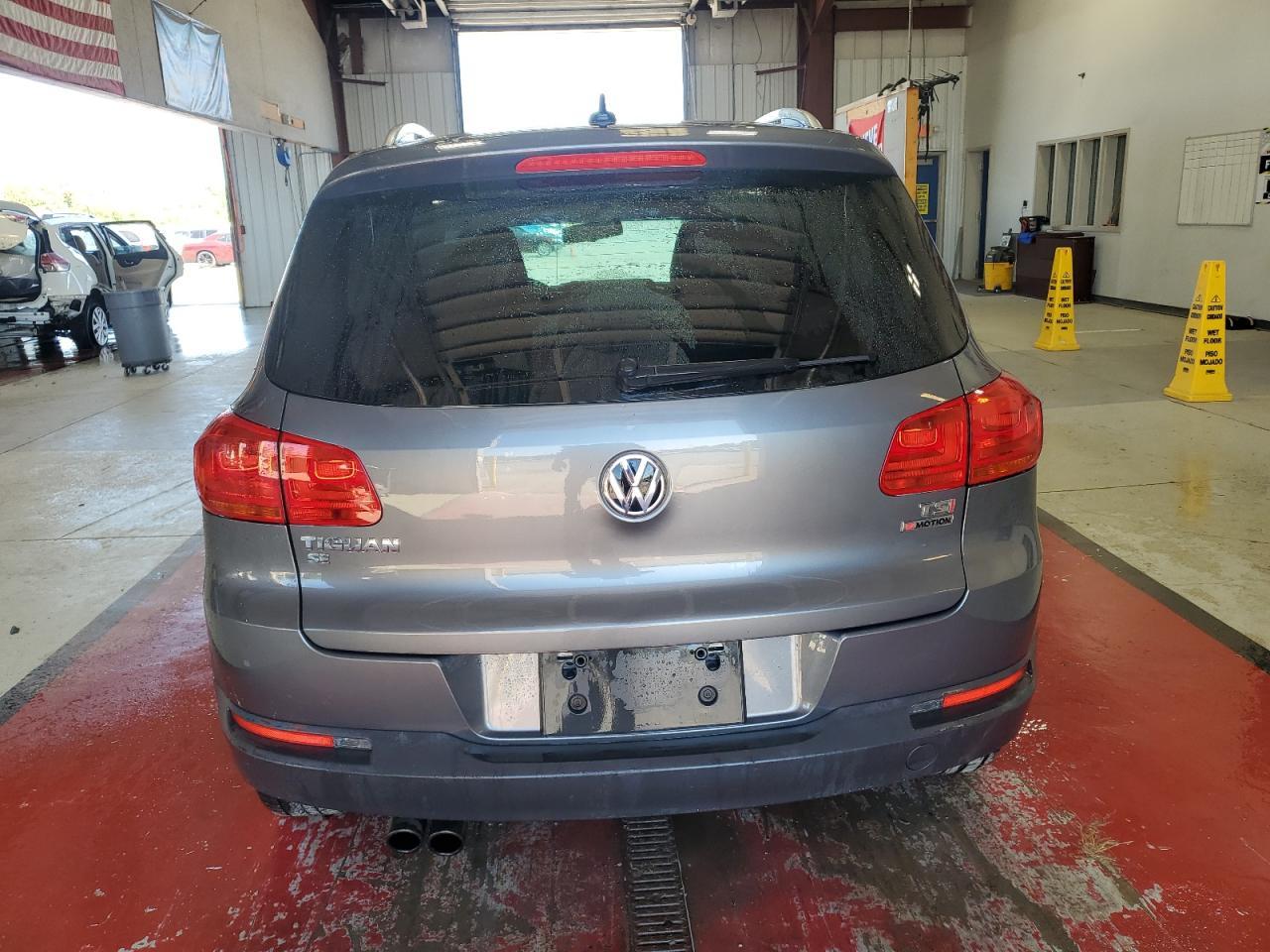 2016 VOLKSWAGEN TIGUAN