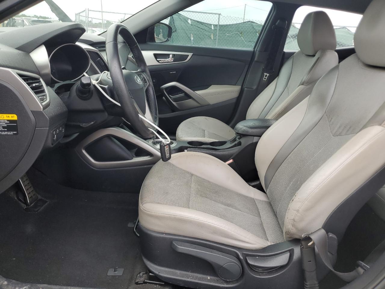 2013 HYUNDAI VELOSTER