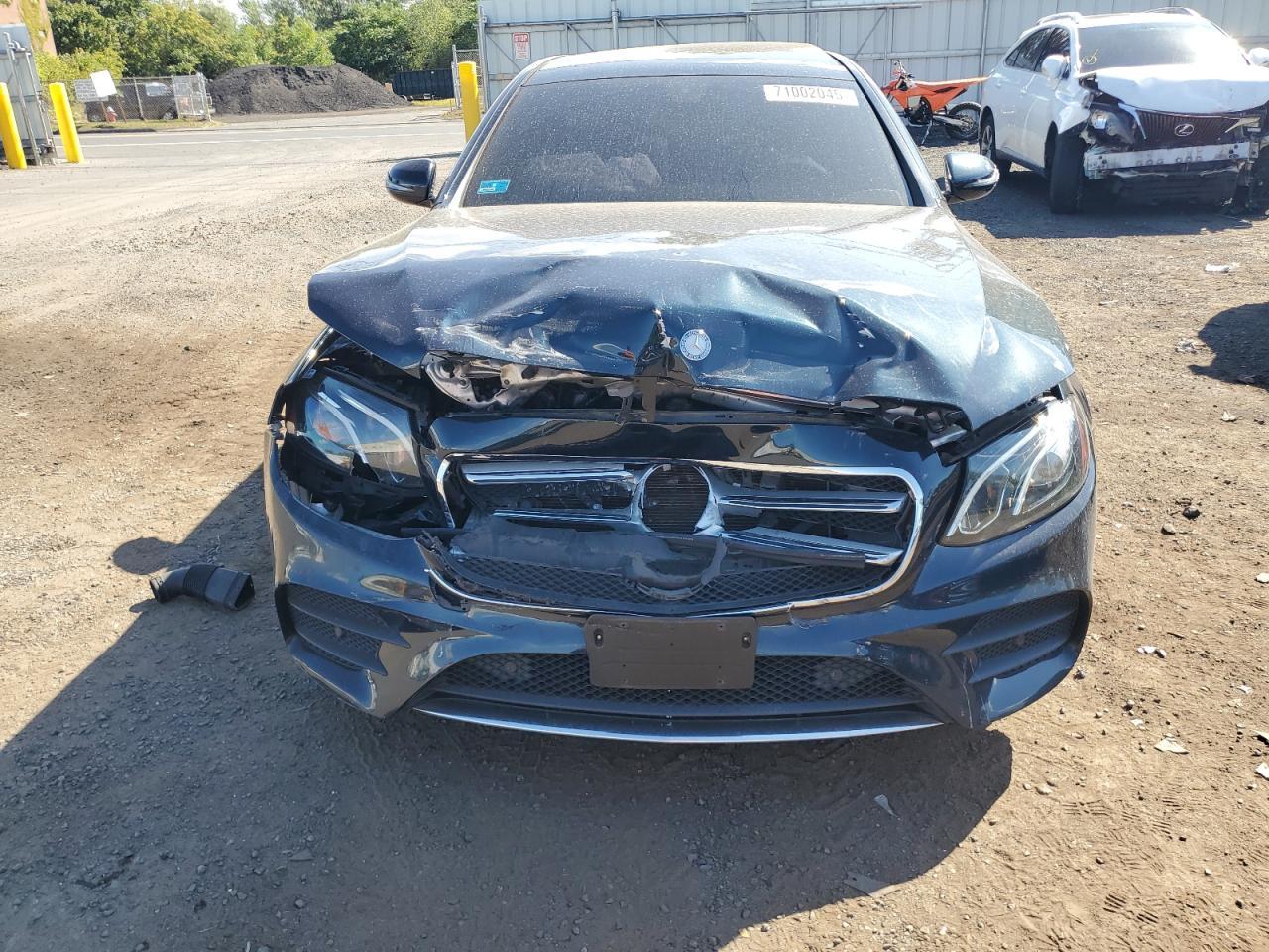 2017 MERCEDES-BENZ E-Class