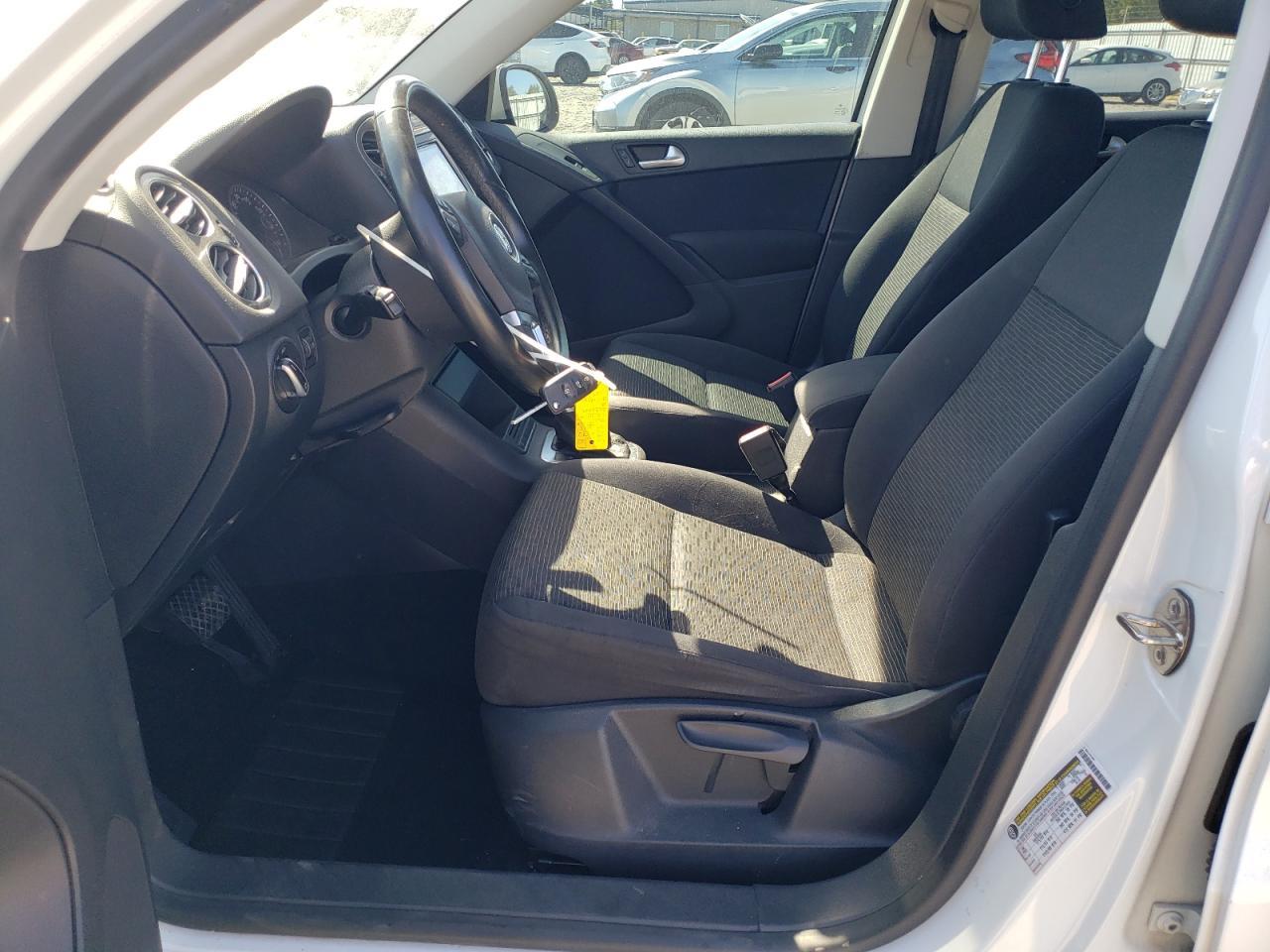 2015 VOLKSWAGEN TIGUAN