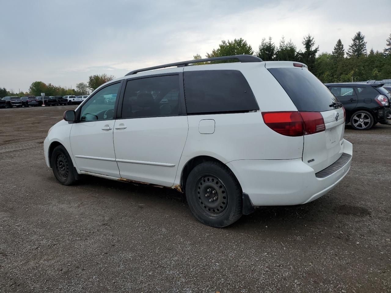 2005 TOYOTA SIENNA
