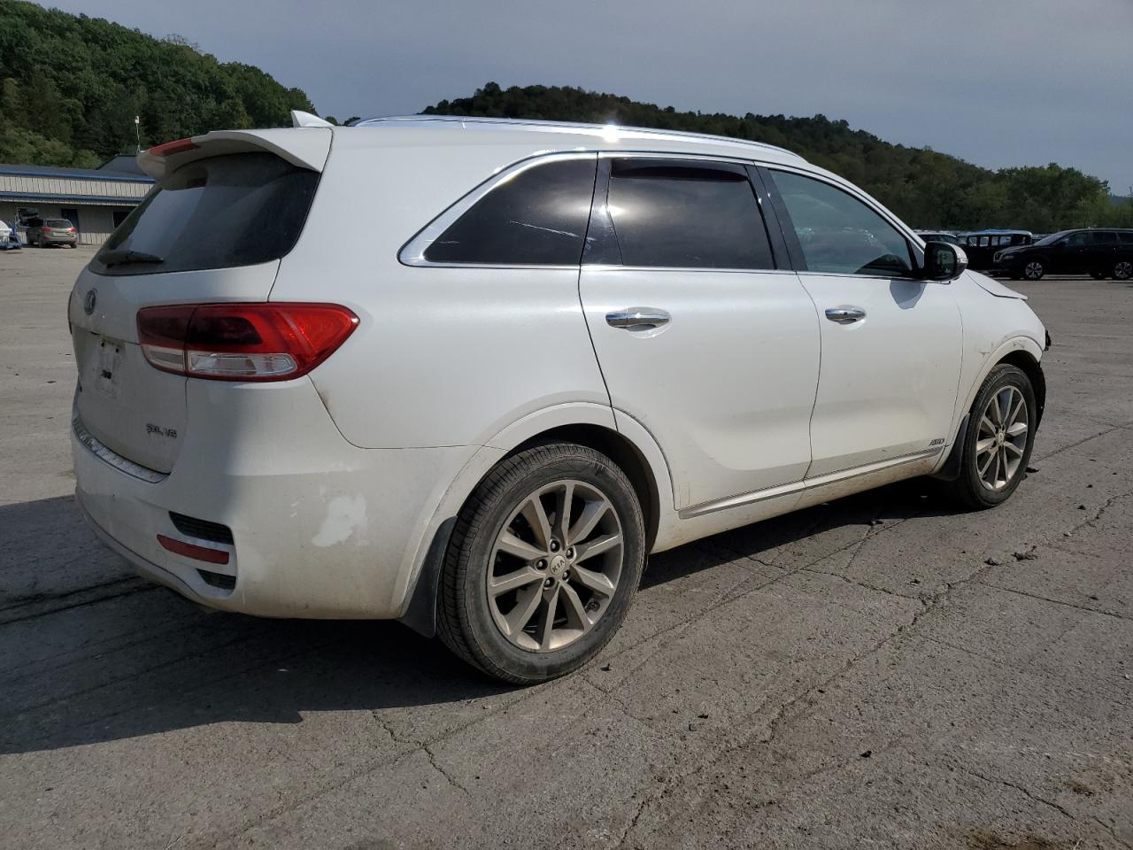 2016 KIA SORENTO