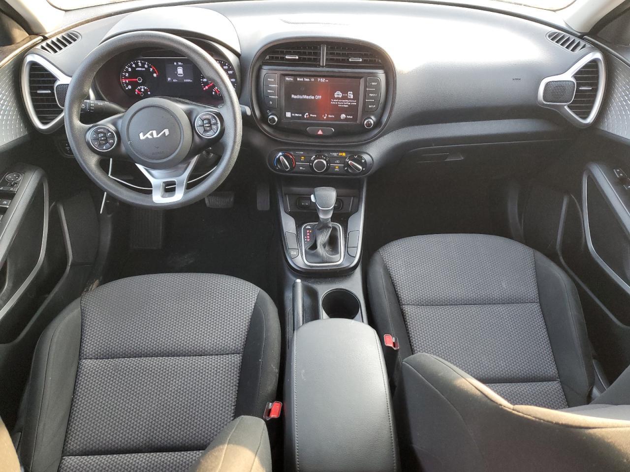 2022 KIA SOUL