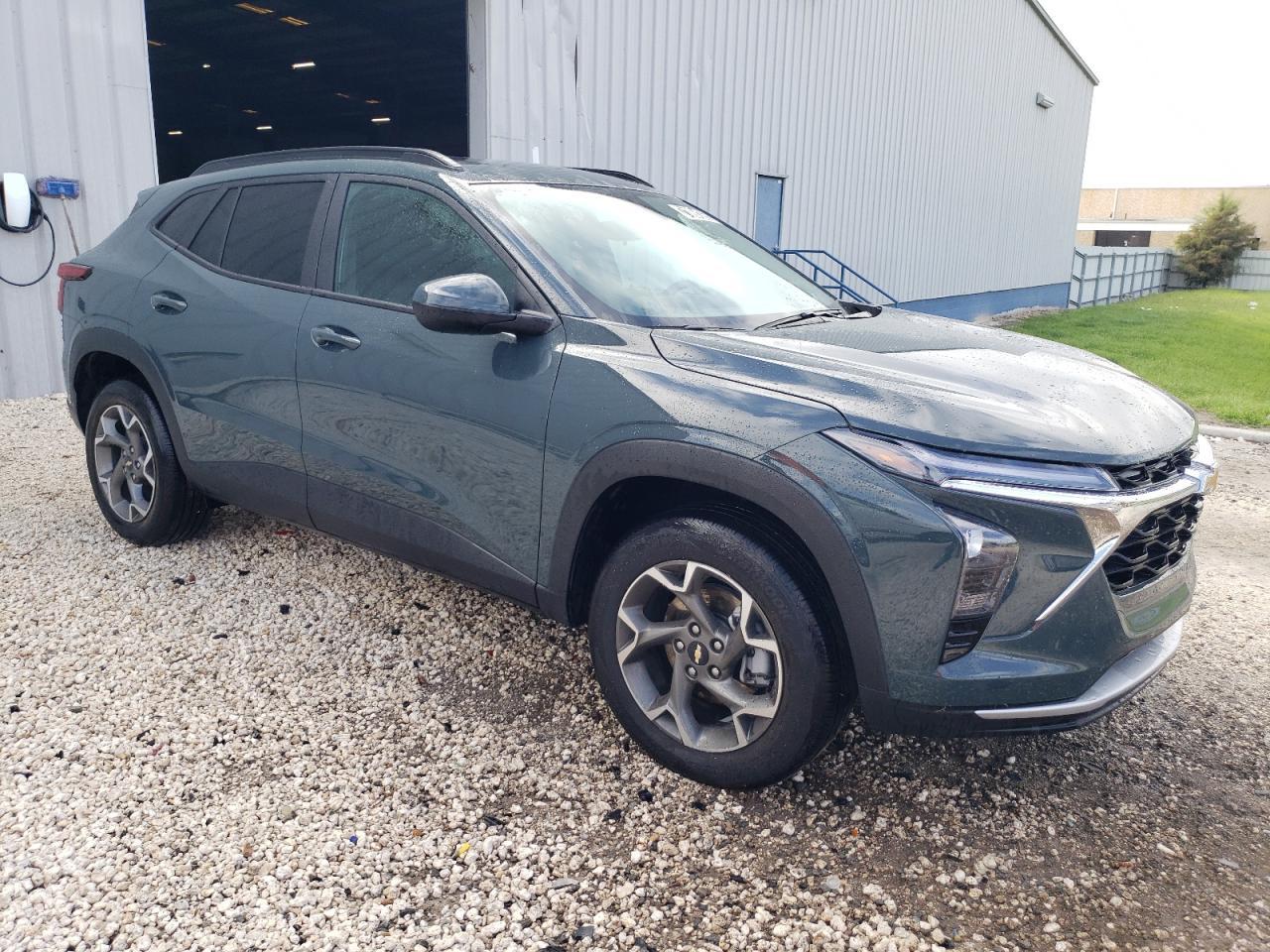 2025 CHEVROLET TRAX