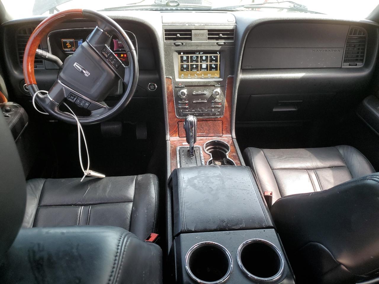 2016 LINCOLN Navigator