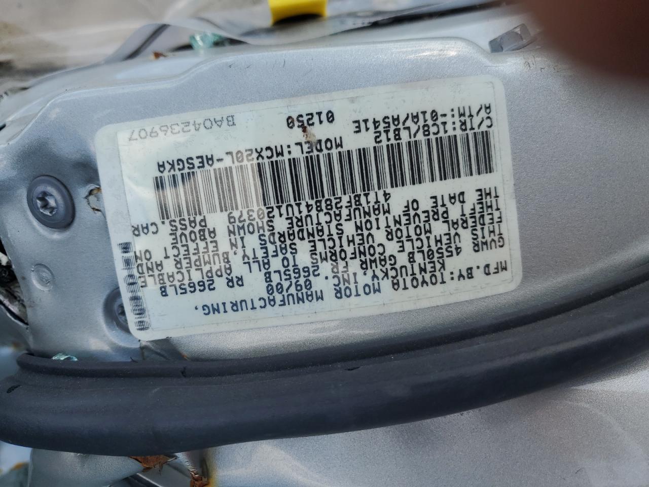 2001 TOYOTA Avalon