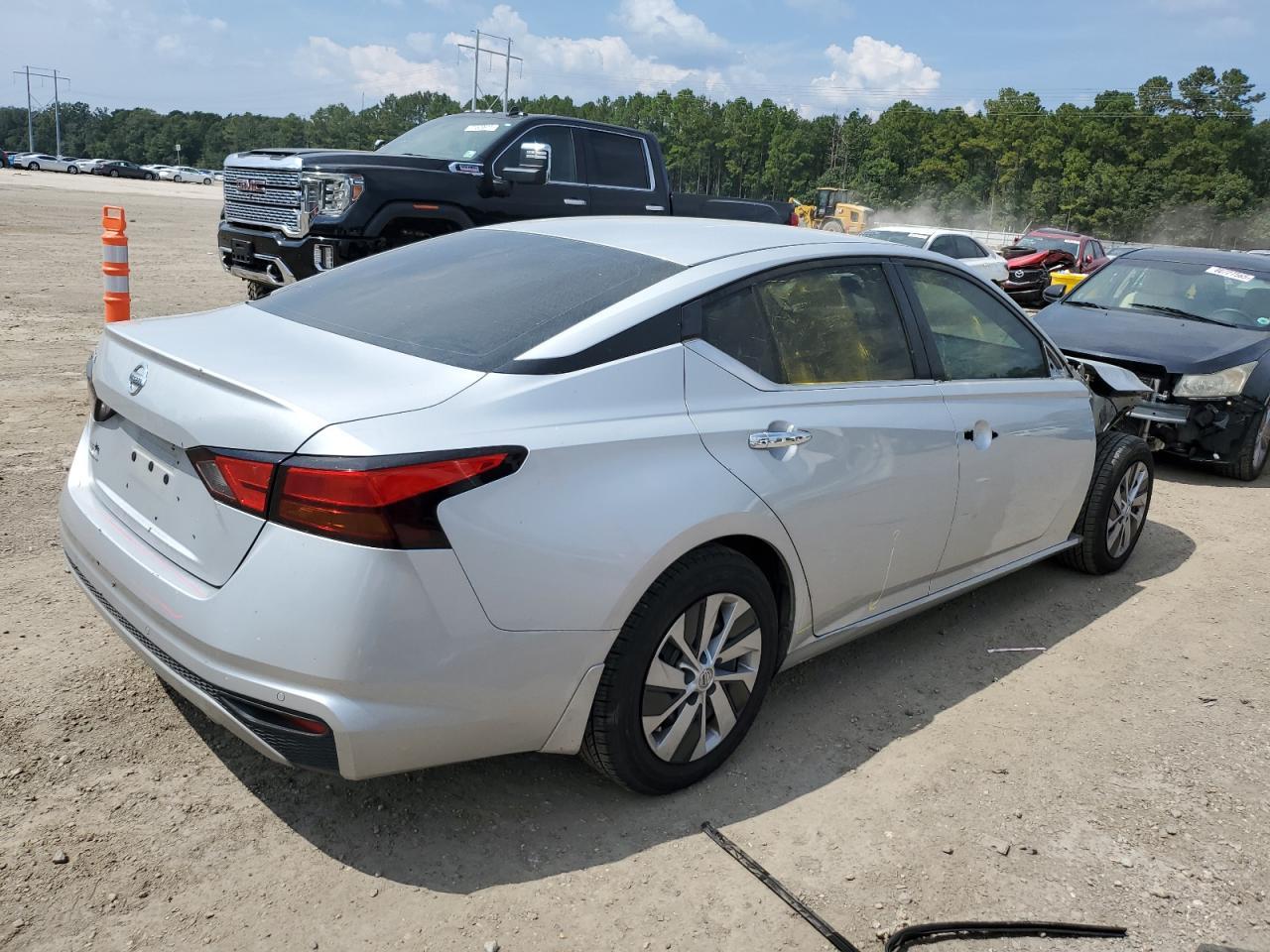 2021 NISSAN ALTIMA
