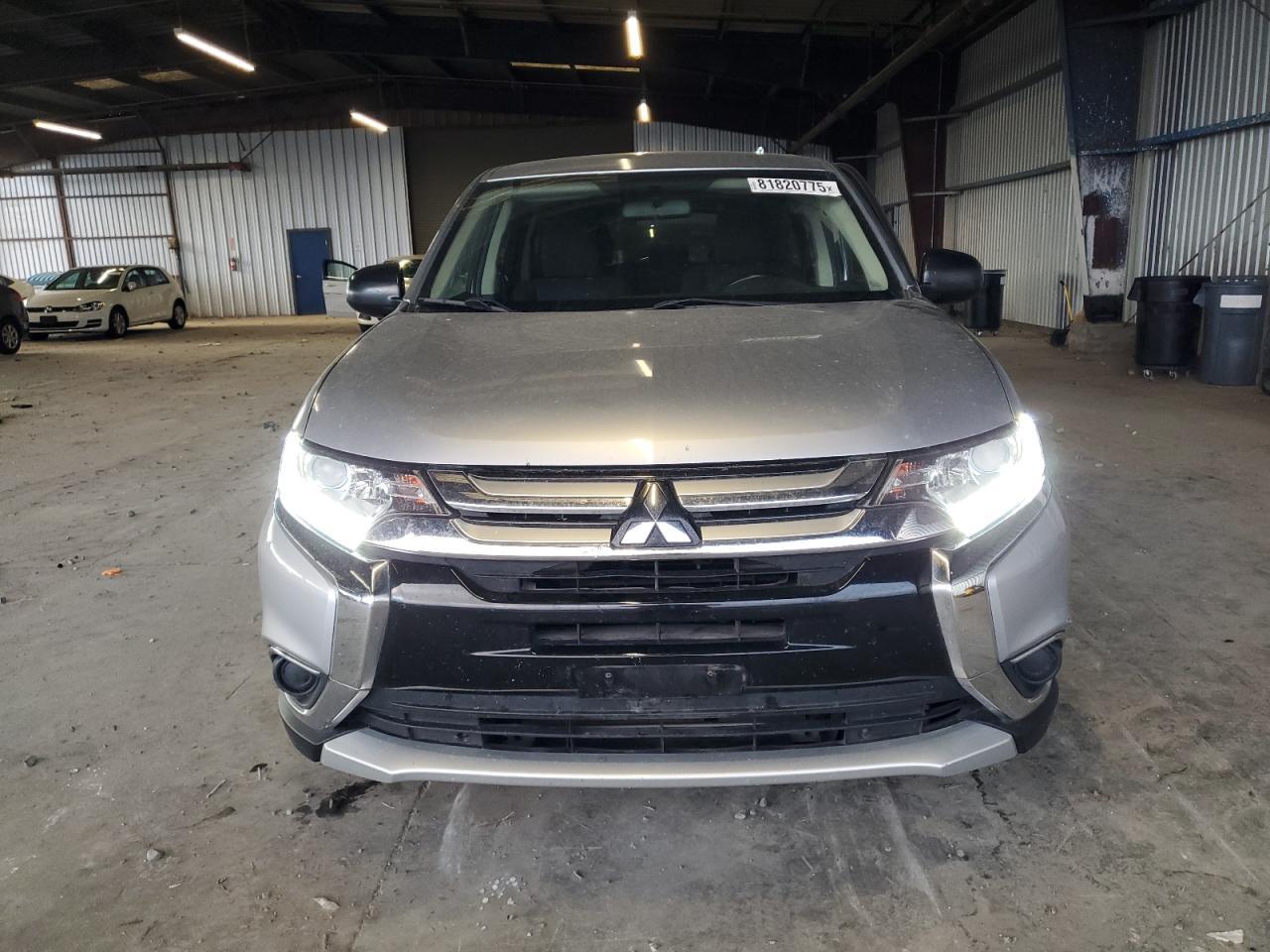 2017 MITSUBISHI outlander