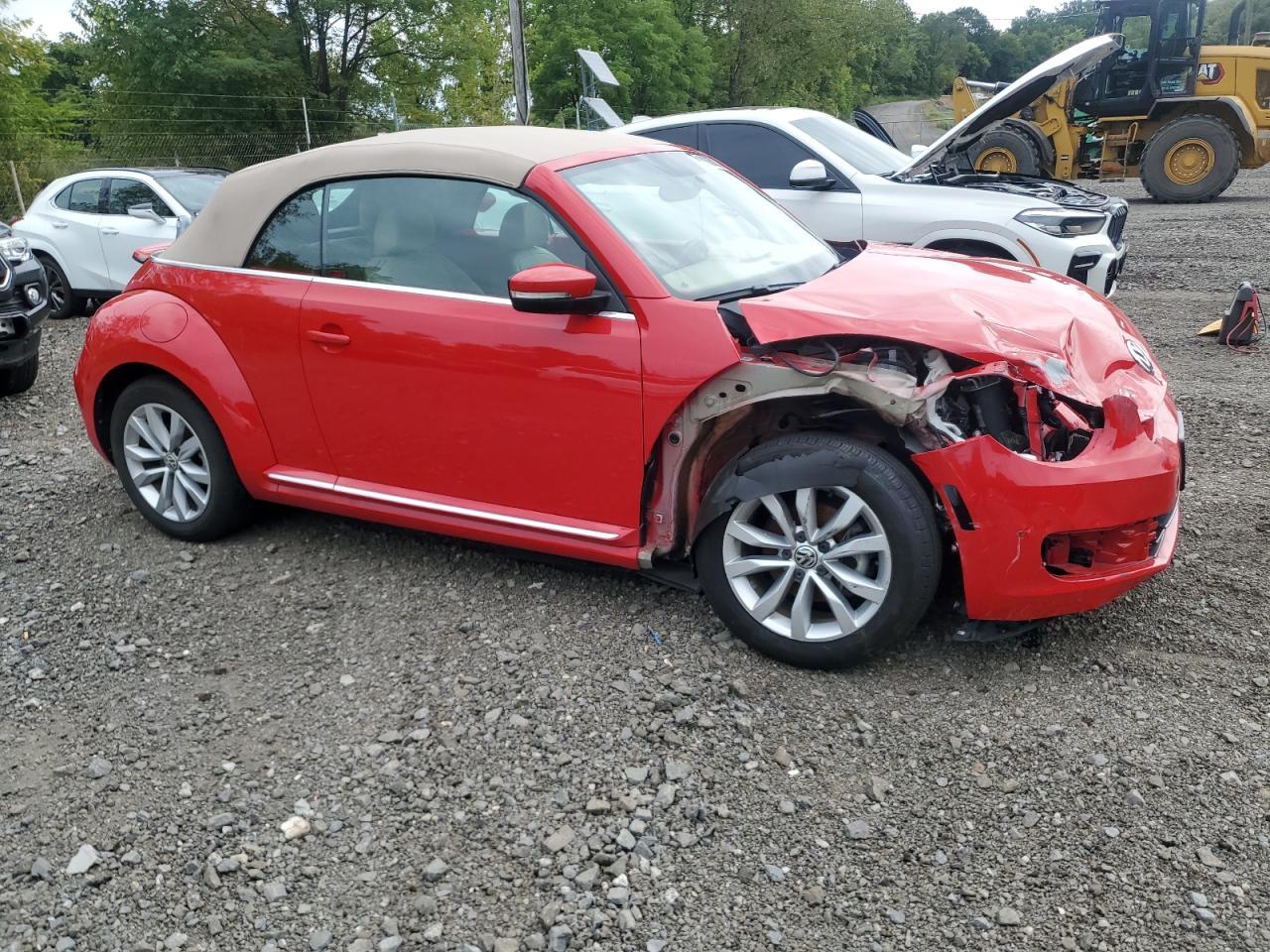 2015 VOLKSWAGEN Beetle