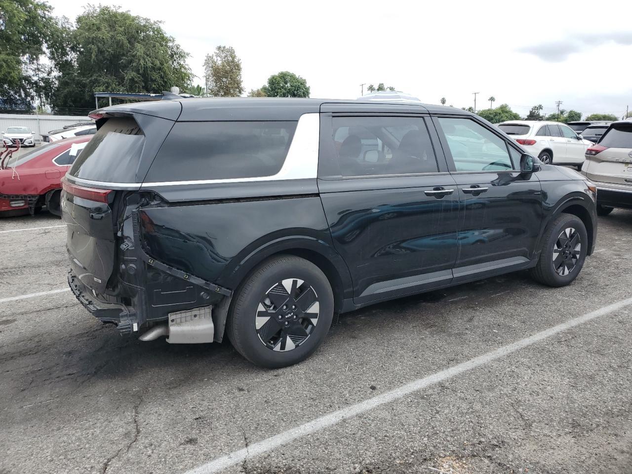 2025 KIA Carnival