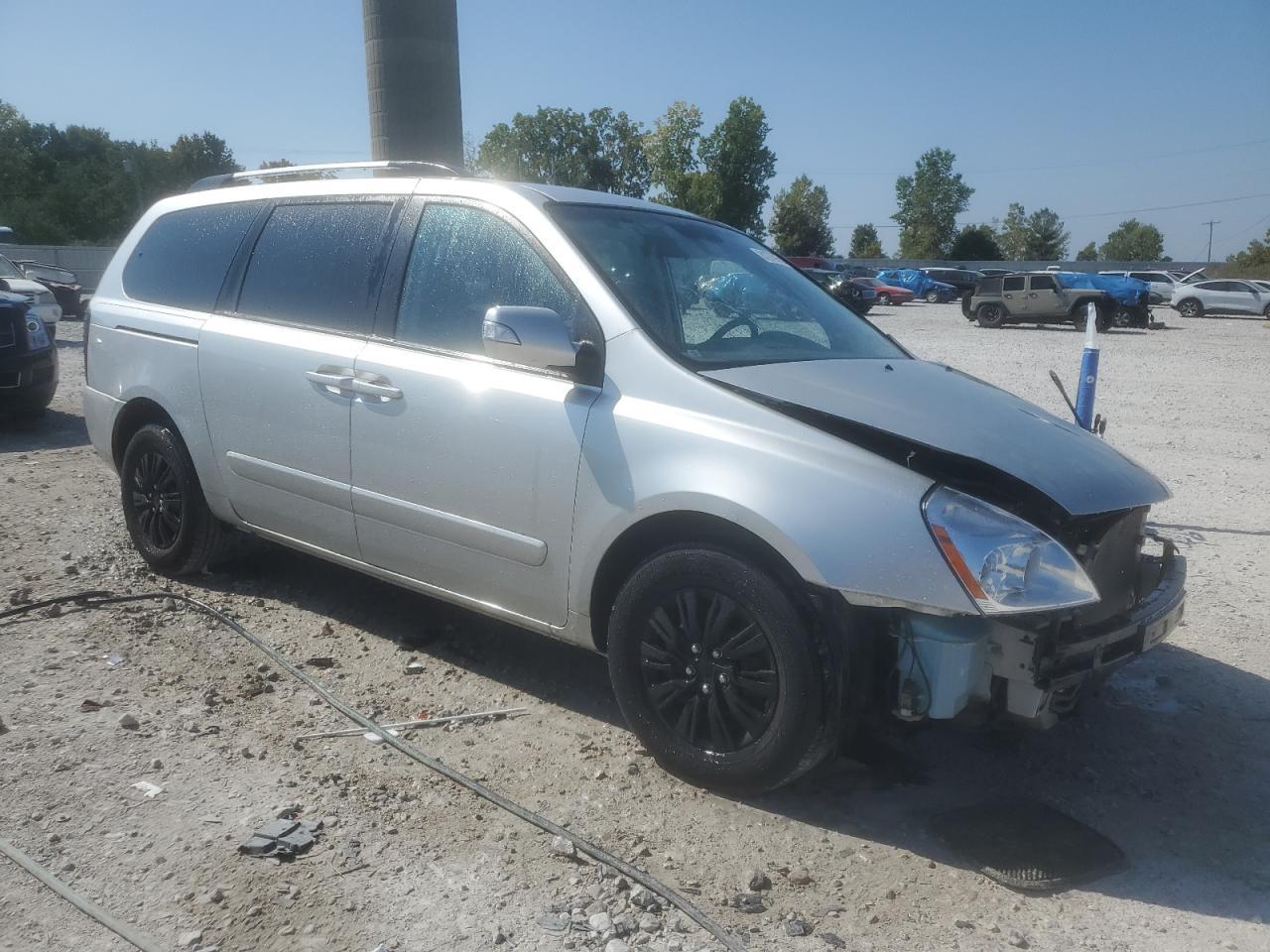 2012 KIA SEDONA