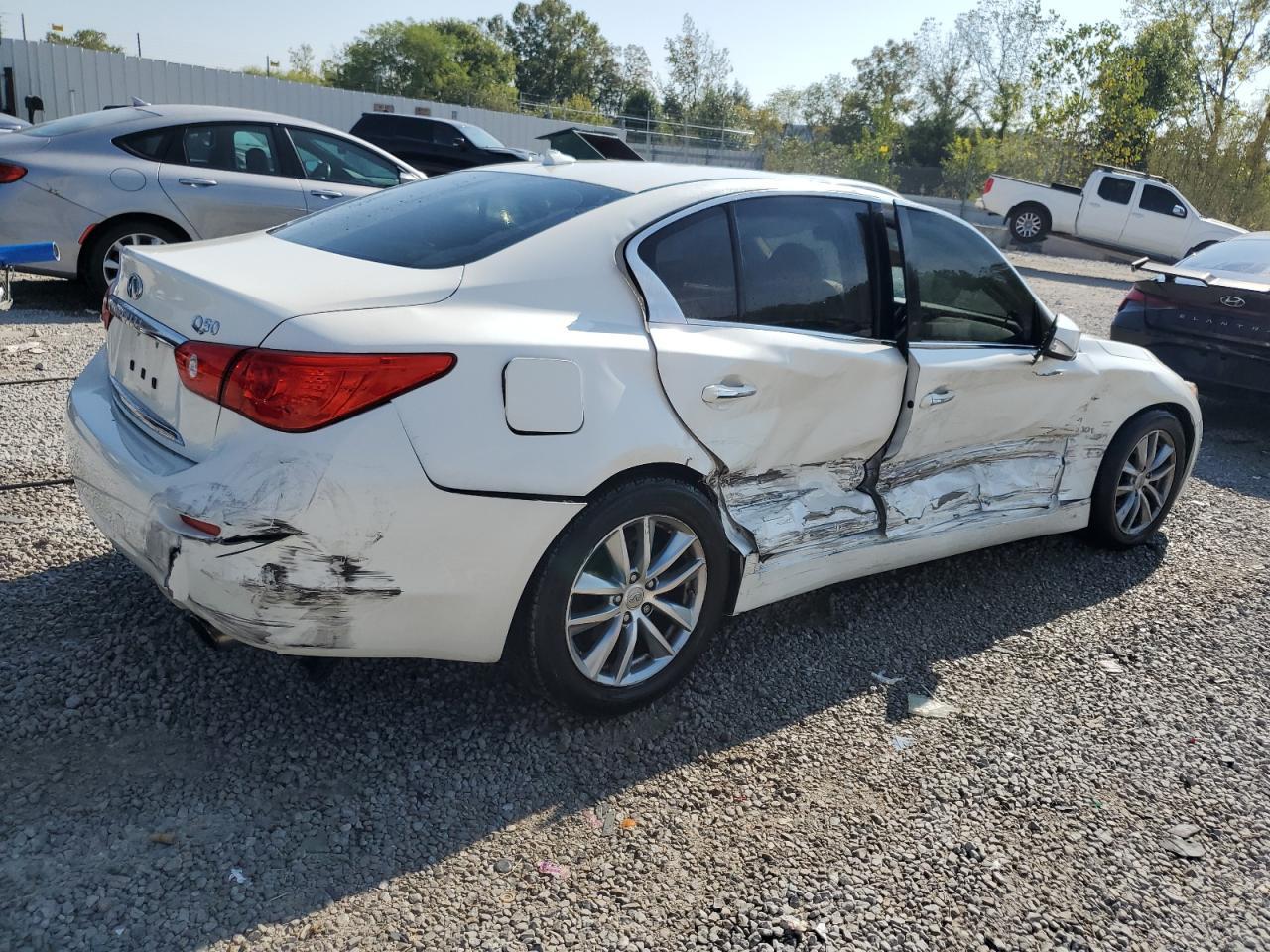 2016 INFINITI Q50