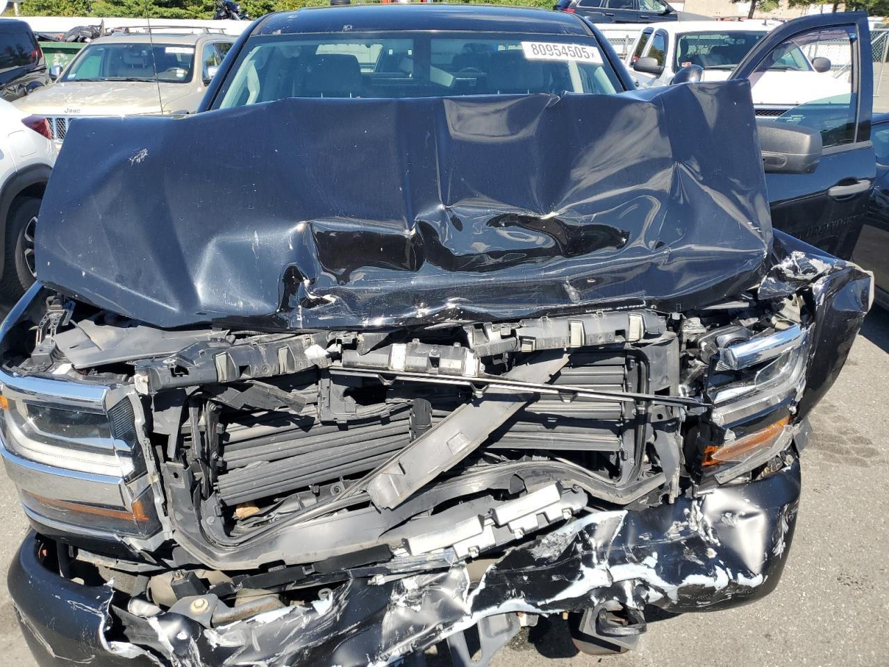 2018 CHEVROLET Silverado