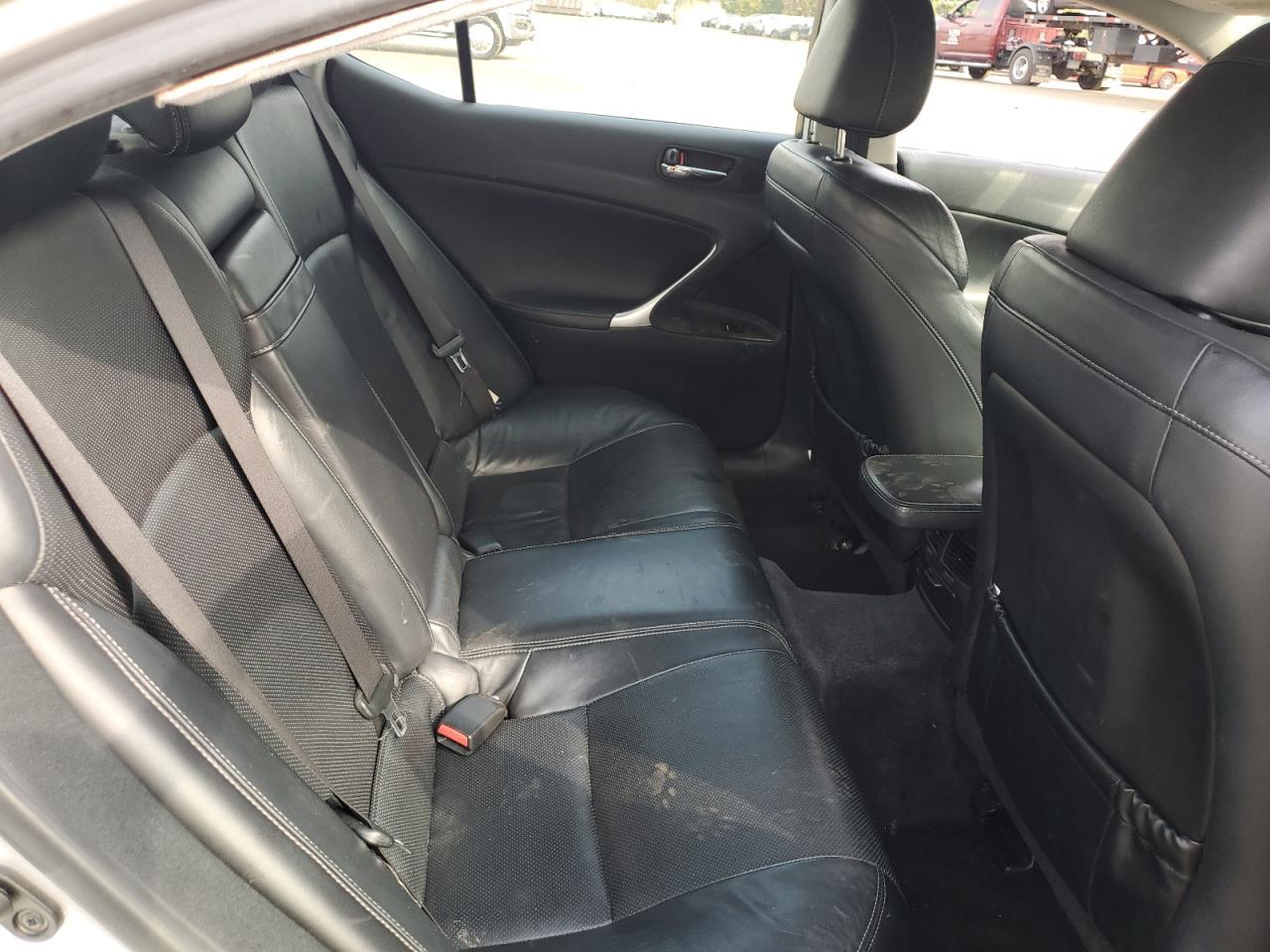 2009 LEXUS IS 250