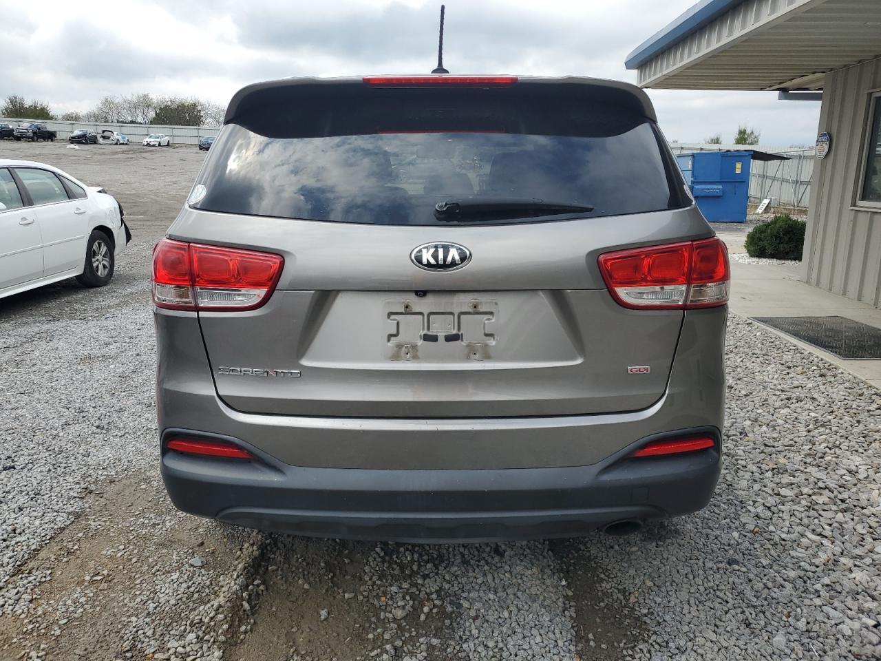 2016 KIA SORENTO