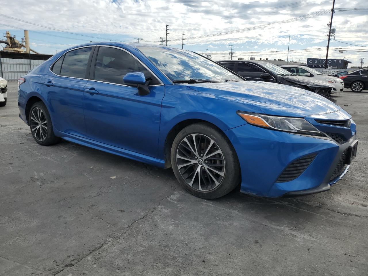 2019 TOYOTA CAMRY