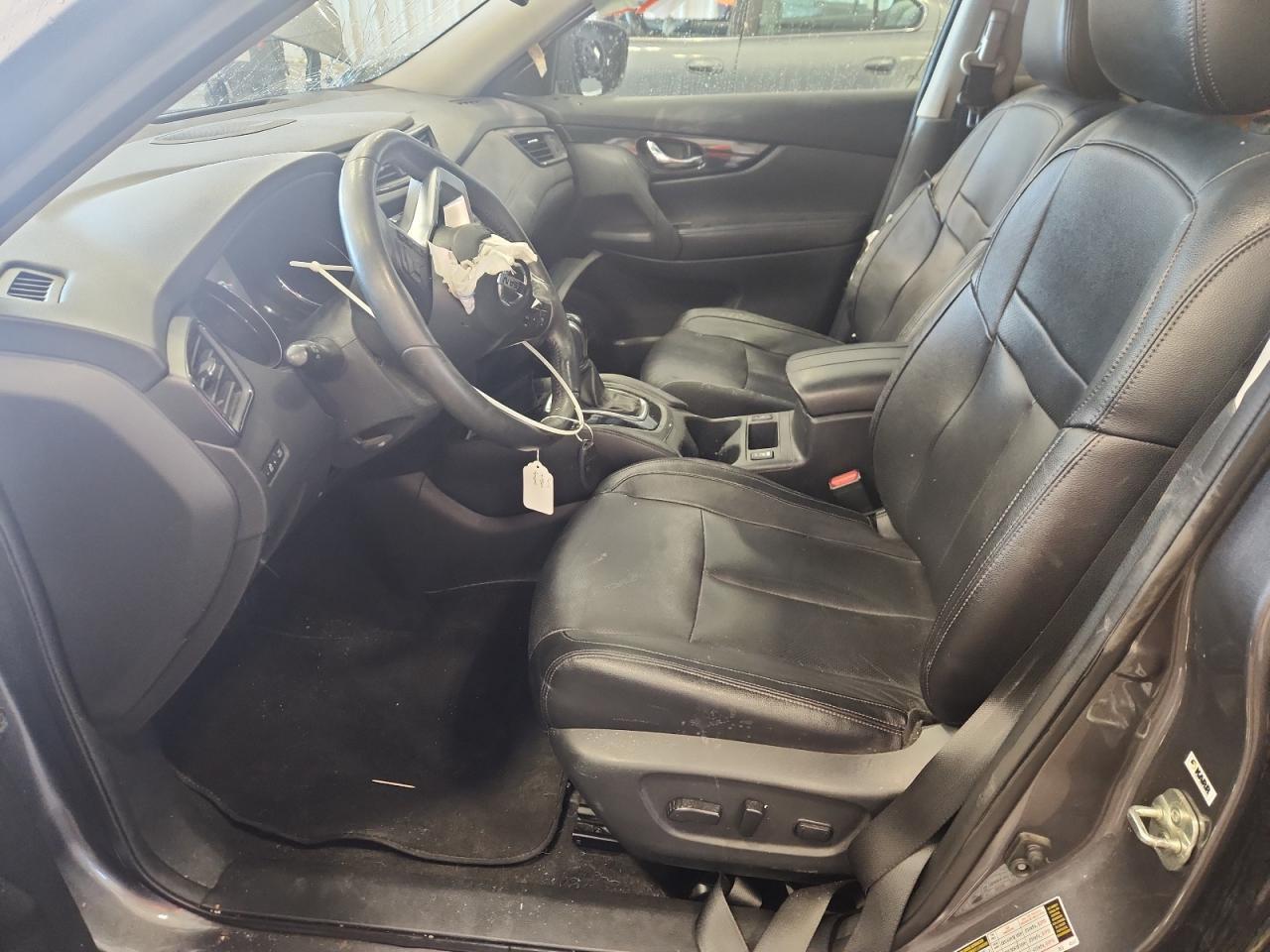 2017 NISSAN ROGUE