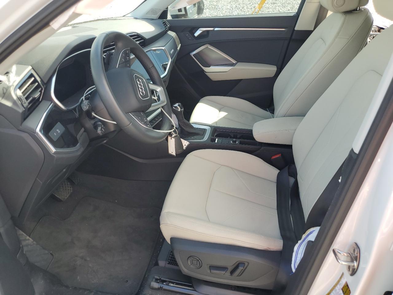 2024 AUDI Q3