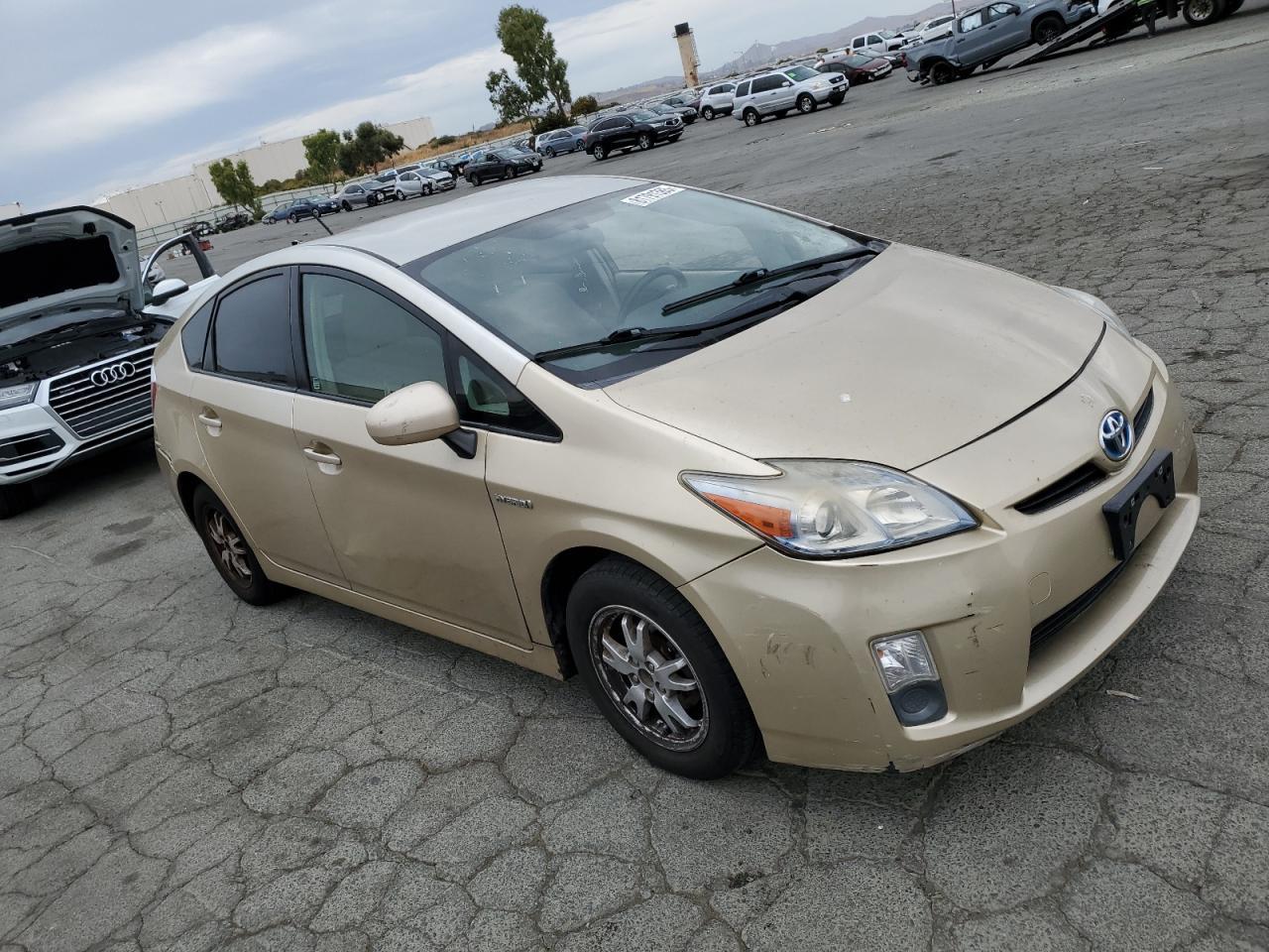 2010 TOYOTA PRIUS